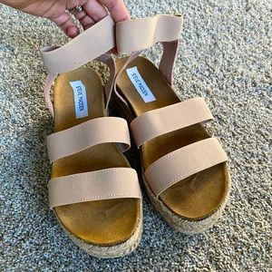 Steve Madden platform sandals - size 8